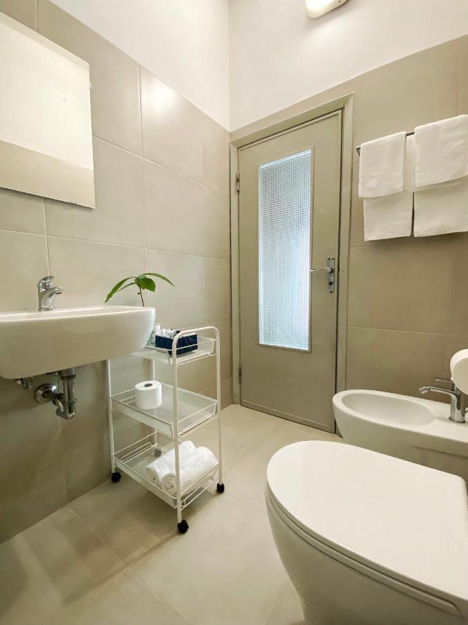 Hotel Dinarica Марота Екстериор снимка