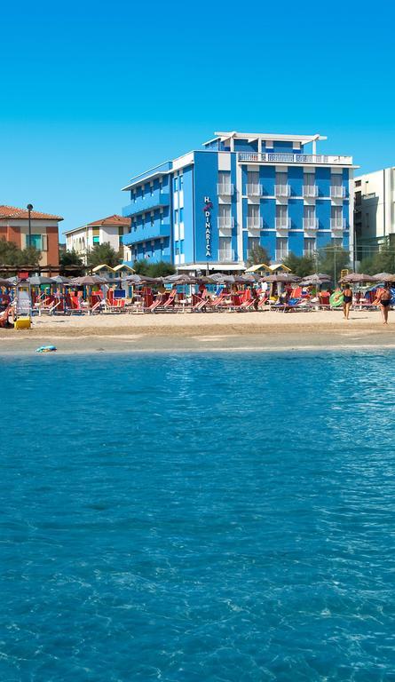 Hotel Dinarica Марота Екстериор снимка